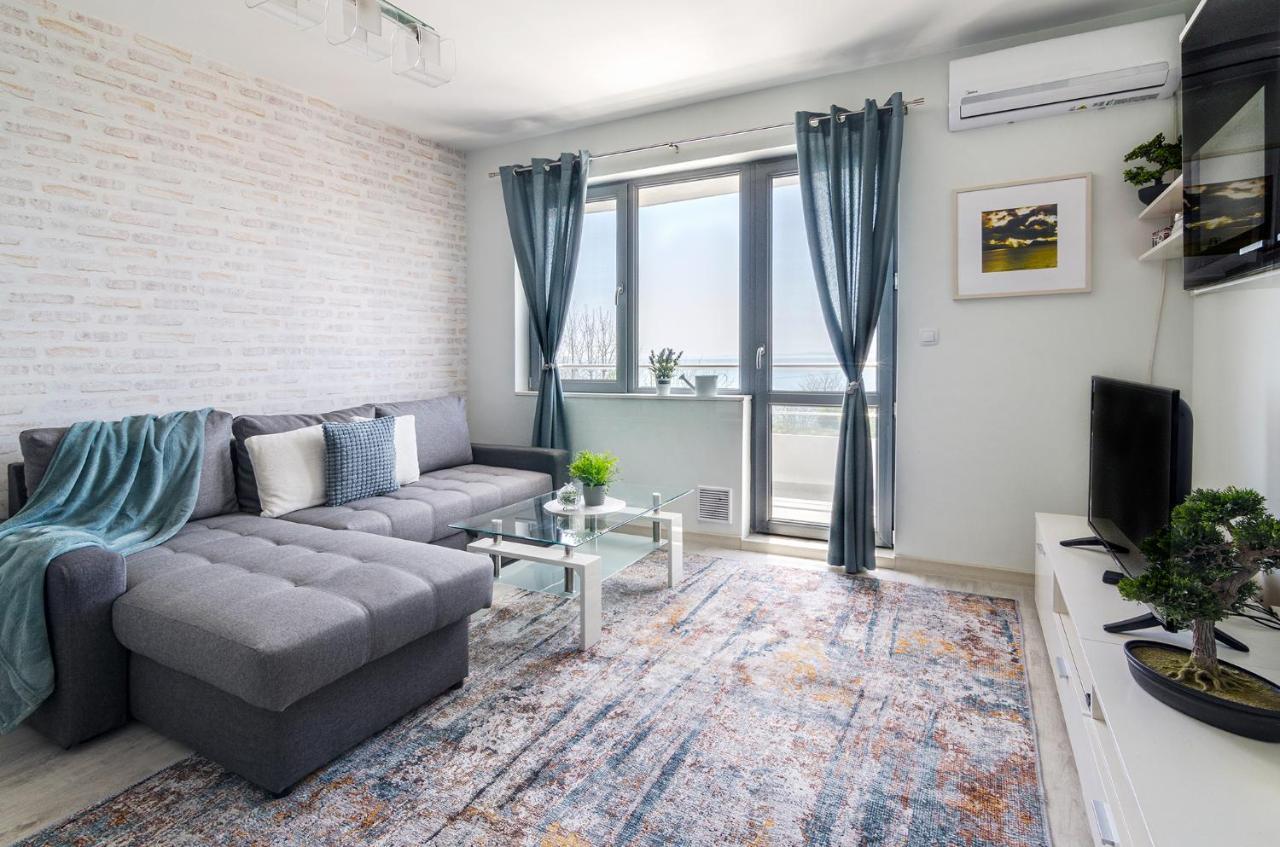 Апартаменти Ивайло / Ivaylo Apartments Burgasz Kültér fotó