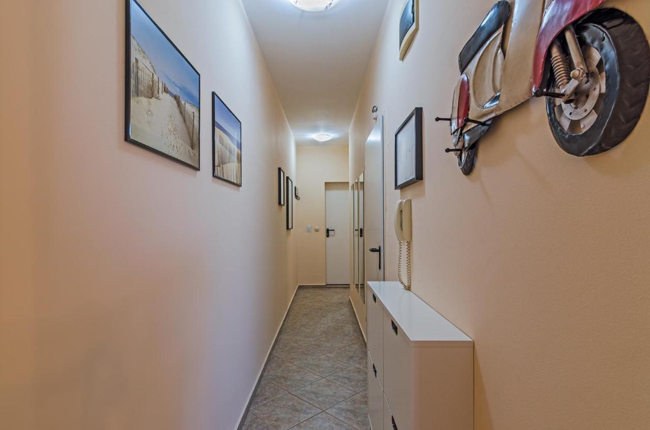 Апартаменти Ивайло / Ivaylo Apartments Burgasz Kültér fotó