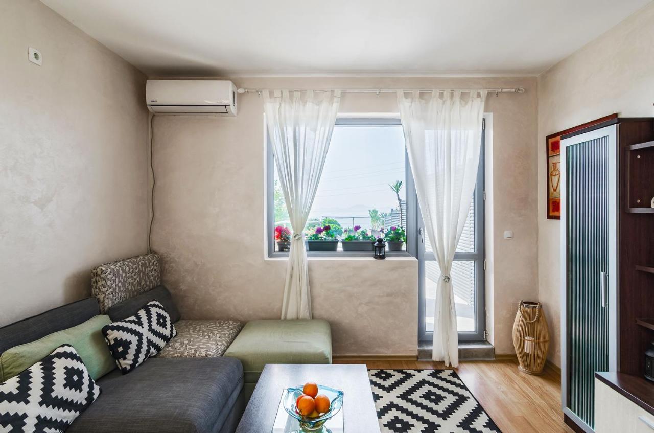 Апартаменти Ивайло / Ivaylo Apartments Burgasz Kültér fotó